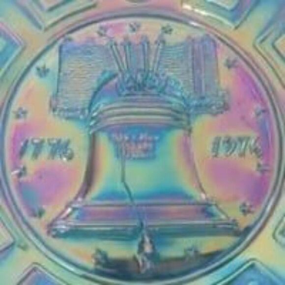 Liberty Bell Wheaton Glass Millville NJ Blue Carnival Glass Collectors Plate - Picture 2 of 6